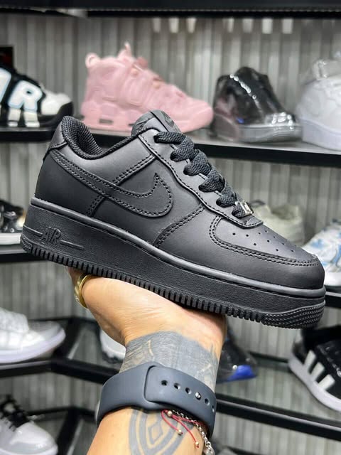 Air Force 1 clásico negro